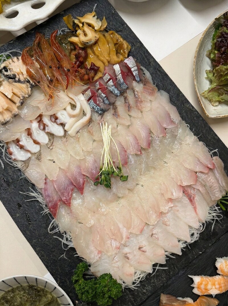 바다로간해송 활어회